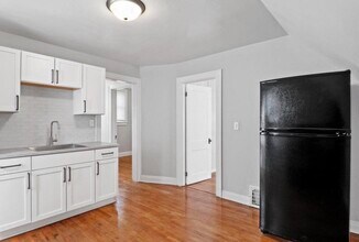 1701 Michigan Ave in South Milwaukee, WI - Building Photo - Building Photo