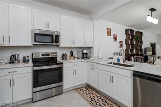 2140 Dragonfruit Wy in Naples, FL - Building Photo - Building Photo