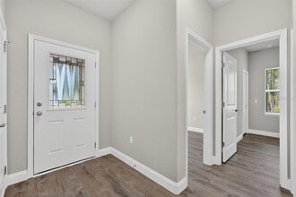 44 Regency Dr in Palm Coast, FL - Foto de edificio - Building Photo