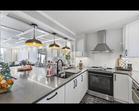 7465 Bay Island Dr S, Unit #115 in South Pasadena, FL - Building Photo - Building Photo