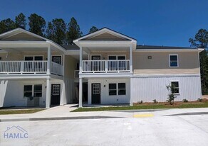 1474 Kelly Dr in Hinesville, GA - Building Photo