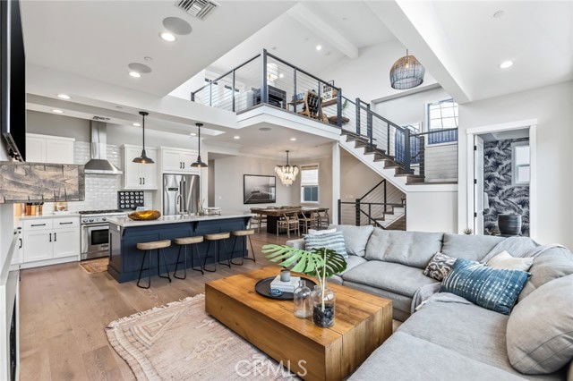 204 S Helberta Ave in Redondo Beach, CA - Building Photo - Building Photo