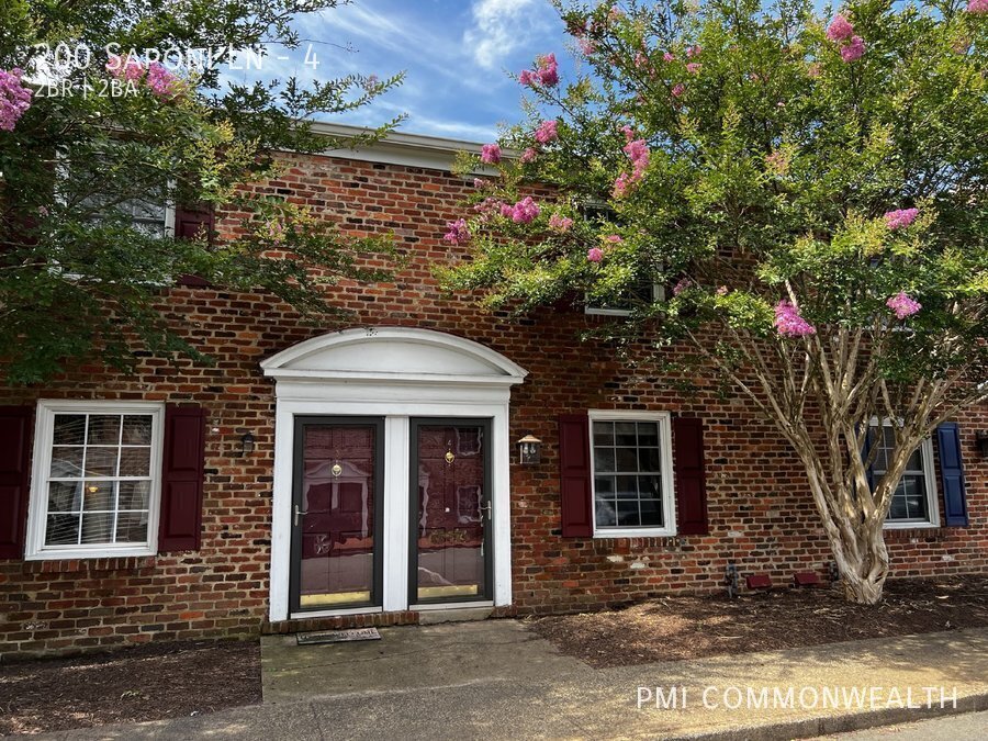 200 Saponi Ln in Charlottesville, VA - Building Photo