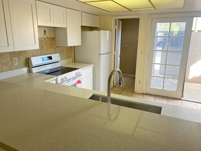 19601 N 7th St in Phoenix, AZ - Building Photo - Building Photo