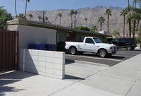 1540 N Chaparral Rd in Palm Springs, CA - Building Photo - Building Photo