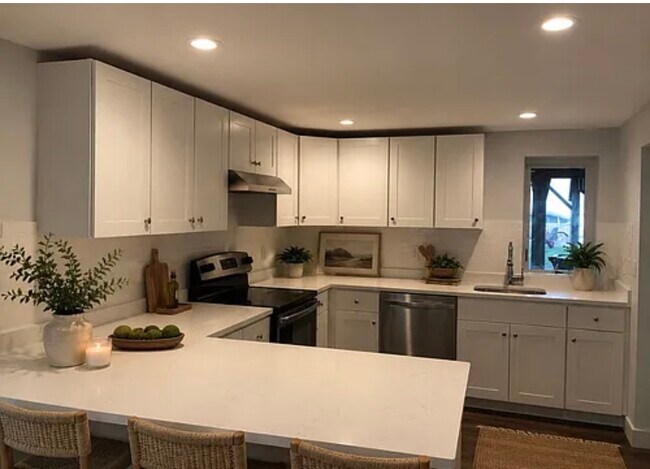 33 Walnut Knls, Unit 1