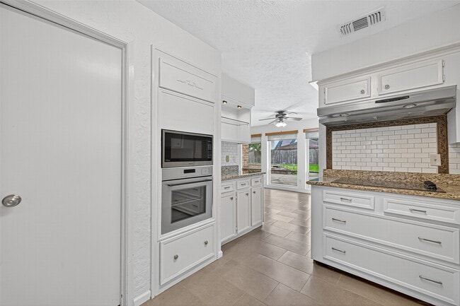 21422 Park Willow Dr