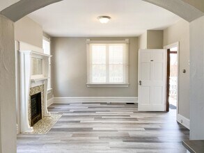 432 E Whittier St in Columbus, OH - Building Photo - Building Photo