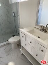 451 S La Peer Dr in Beverly Hills, CA - Building Photo - Building Photo