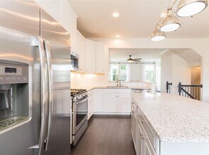 816 Oval Park Ln in Charlottesville, VA - Building Photo - Building Photo
