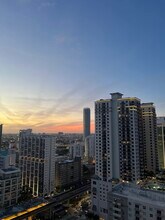 1111 SW 1st Ave, Unit 2820 in Miami, FL - Building Photo - Building Photo
