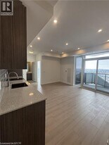 25 Wellington St S in Kitchener, ON - Building Photo