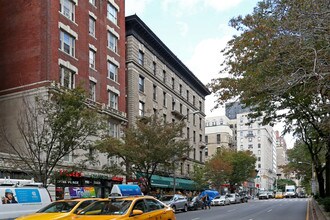 2451-2459 Broadway in New York, NY - Foto de edificio - Building Photo