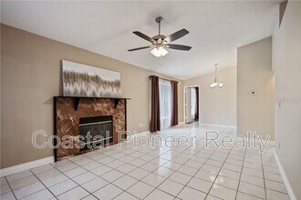 4006 Angel Oak Ct in Tampa, FL - Building Photo - Building Photo