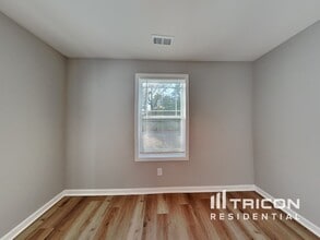 105 Hockey Puck Wy in Benson, NC - Building Photo - Building Photo