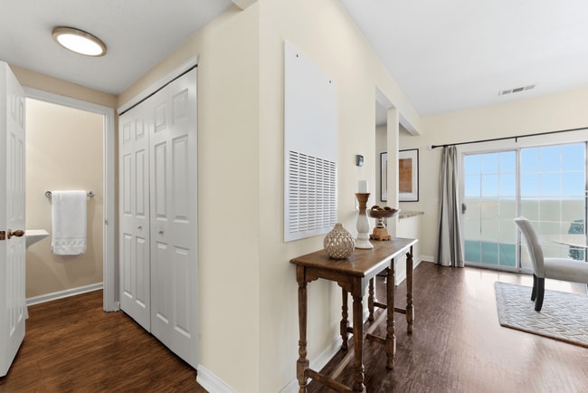 Battle Creek Village Townhomes in Jonesboro, GA - Building Photo - Building Photo