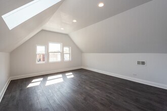 4226 N Bernard St in Chicago, IL - Building Photo - Building Photo