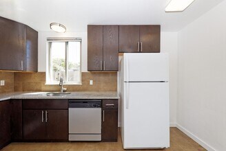 2231 Ward St in Berkeley, CA - Building Photo - Building Photo