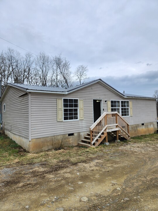 320 Samuel St in Kingsport, TN - Building Photo