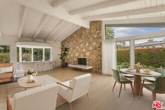 650 N Tigertail Rd in Los Angeles, CA - Building Photo - Building Photo