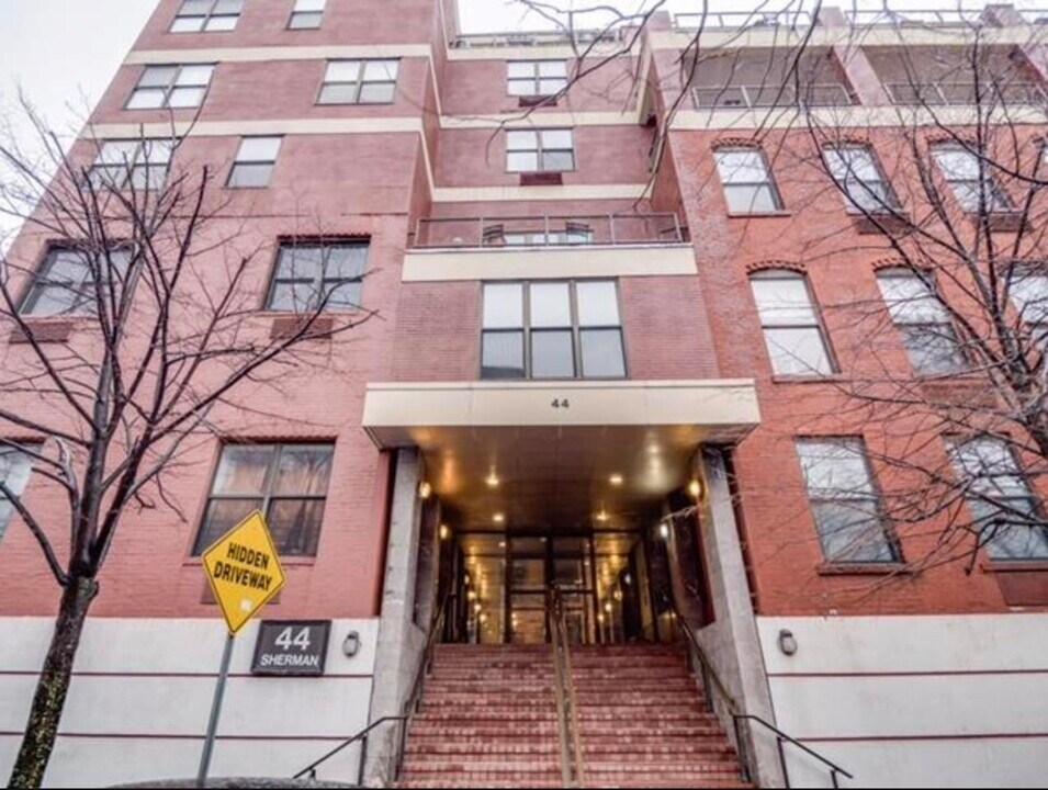 44 Sherman Ave in Jersey City, NJ - Building Photo