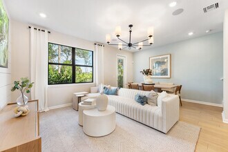 4315 Efendi Dr in Lantana, FL - Building Photo - Building Photo