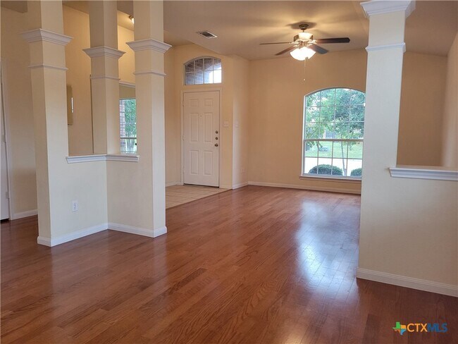 314 Crowfoot Dr in Harker Heights, TX - Foto de edificio - Building Photo