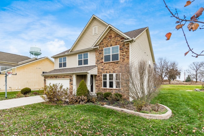 1821 Little Bear Loop in Lewis Center, OH - Building Photo - Building Photo