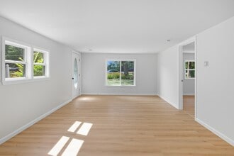 9358 N Saginaw Rd in Mount Morris, MI - Building Photo - Building Photo