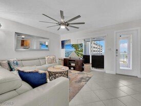 25730 Hickory Blvd in Bonita Springs, FL - Building Photo