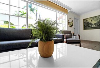 2727 SW 22nd Ave in Miami, FL - Building Photo - Building Photo
