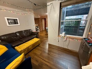 111 Gainsborough St, Unit 111 Gainsborough St. in Boston, MA - Foto de edificio - Building Photo