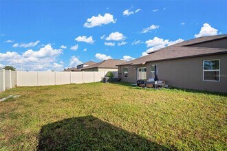 5430 Blue Azure Dr in Wimauma, FL - Building Photo - Building Photo