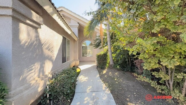 10119 Cobblestone Ave in Bakersfield, CA - Building Photo - Building Photo