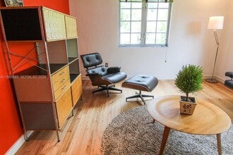 400 Meridian Ave in Miami Beach, FL - Building Photo - Building Photo