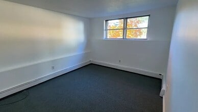 1 Town House Ln in Acton, MA - Building Photo - Building Photo