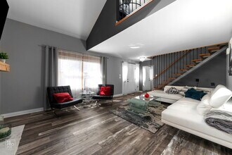 15513 Whitehall Ln in Orland Park, IL - Building Photo - Building Photo
