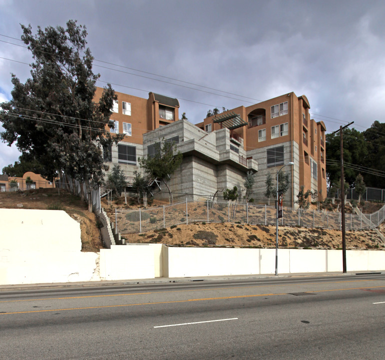 Casanova Garden Apartments in Los Angeles, CA - Building Photo