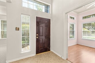 7906 Glenn Cliff Dr in Houston, TX - Building Photo - Building Photo