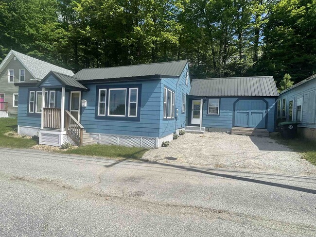 21 E Bow St in Franklin, NH - Building Photo - Building Photo