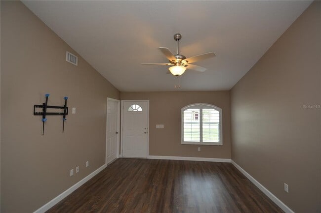 8 Pine Hill Ln in Palm Coast, FL - Building Photo - Building Photo