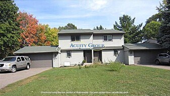 13470 Linwood Forest Cir in Champlin, MN - Building Photo