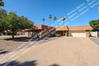 13819 N Crown Point in Sun City, AZ - Building Photo - Building Photo