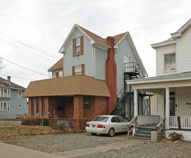 1604 6th Ave in Huntington, WV - Foto de edificio - Building Photo