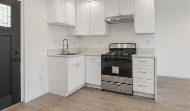 5334 Cleon Ave, Unit 1 in North Hollywood, CA - Foto de edificio - Building Photo