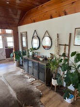 11457 Manzanita Rd in Lakeside, CA - Foto de edificio - Building Photo