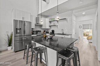 3130 N 37th St in Phoenix, AZ - Building Photo - Building Photo