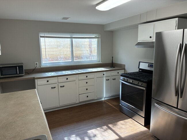 1570 Tamarac St, Unit 1570 B