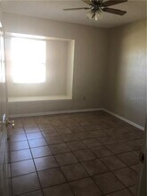 2519 Ivanhoe St in Port Charlotte, FL - Foto de edificio - Building Photo