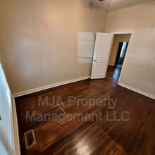 1043 S 200 W in Salt Lake City, UT - Building Photo - Building Photo